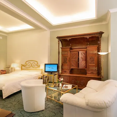 Palmenhof Hotel
