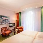 Palmenhof 4*