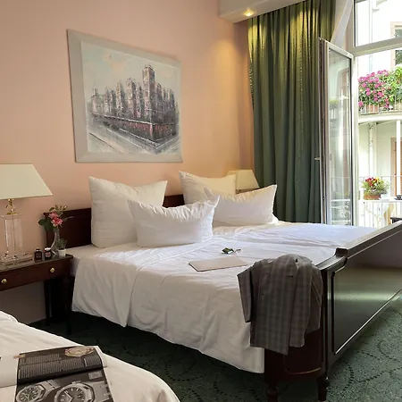 Palmenhof Hotel
