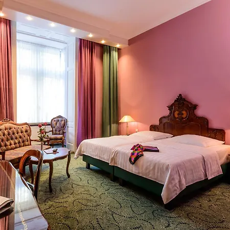 Palmenhof Hotel